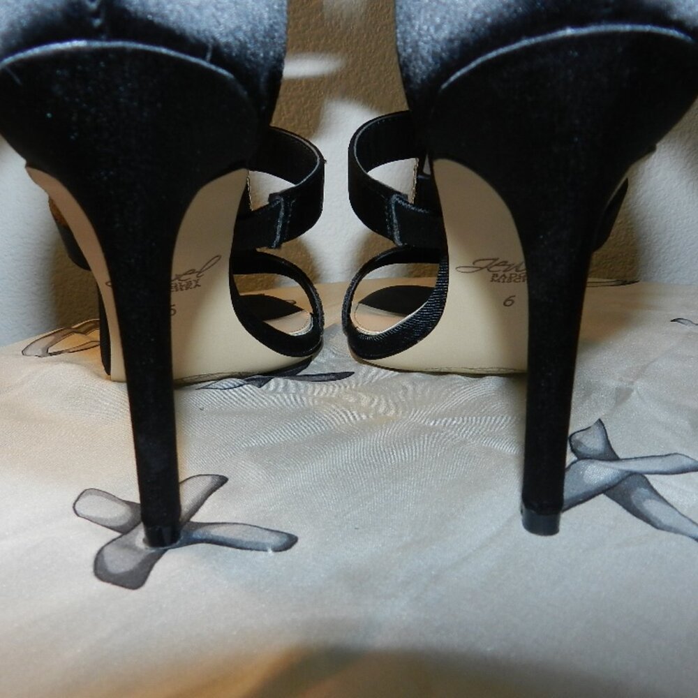 Jewel by Badgley Mischka Henderson Heels Black Satin Size 6 Crystal Rhinestone - Picture 10 of 16